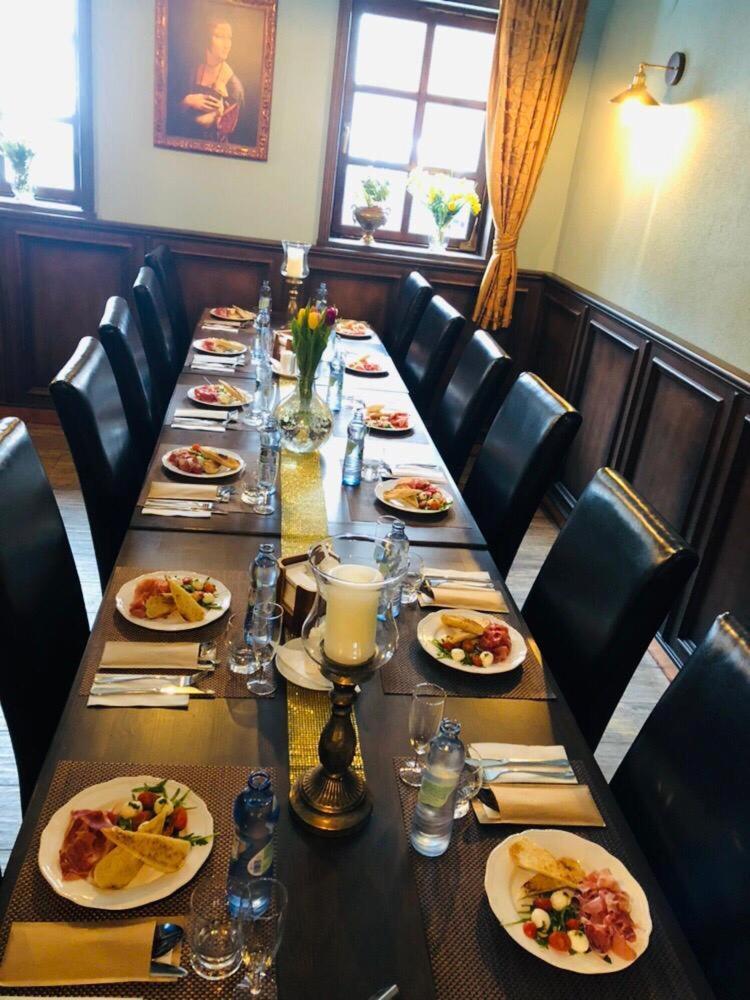Penzion A Restauracia Hanisberg Krupina Zewnętrze zdjęcie