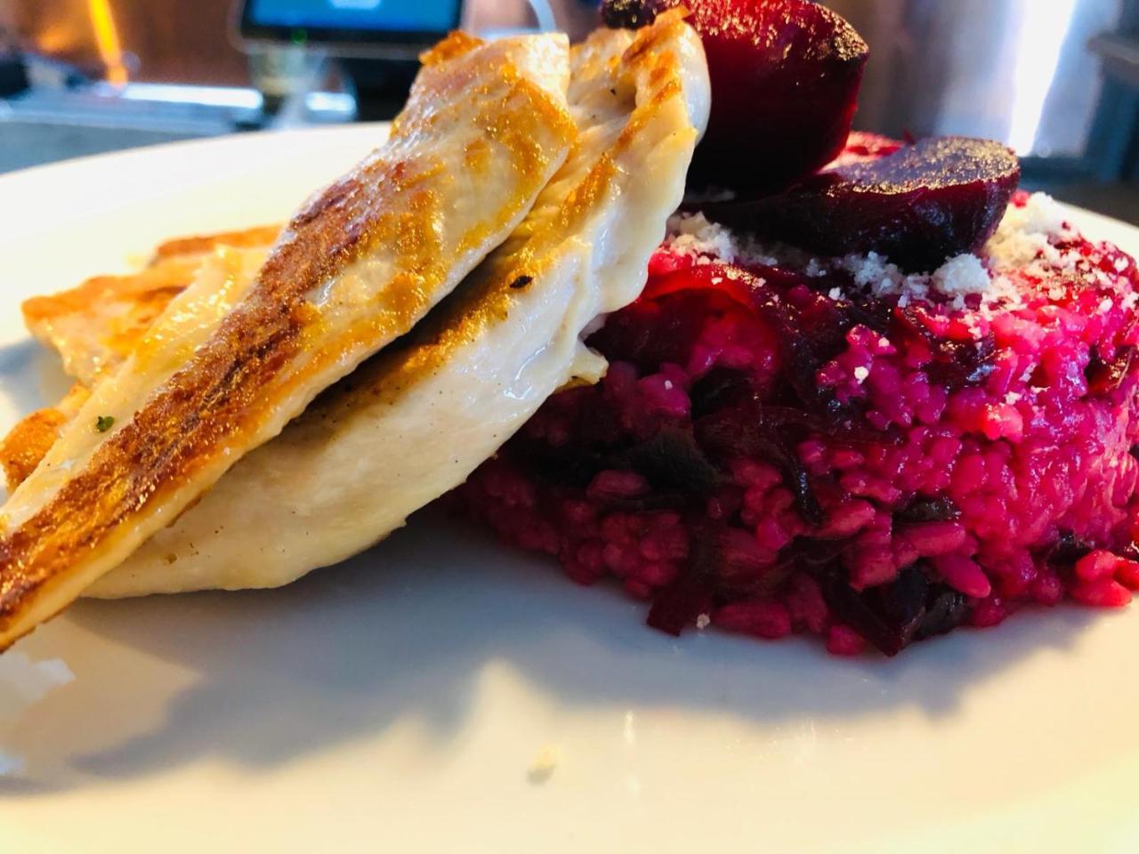Penzion A Restauracia Hanisberg Krupina Zewnętrze zdjęcie